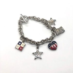 🐝 BOGO50%Patriotic Bracelet with American flag